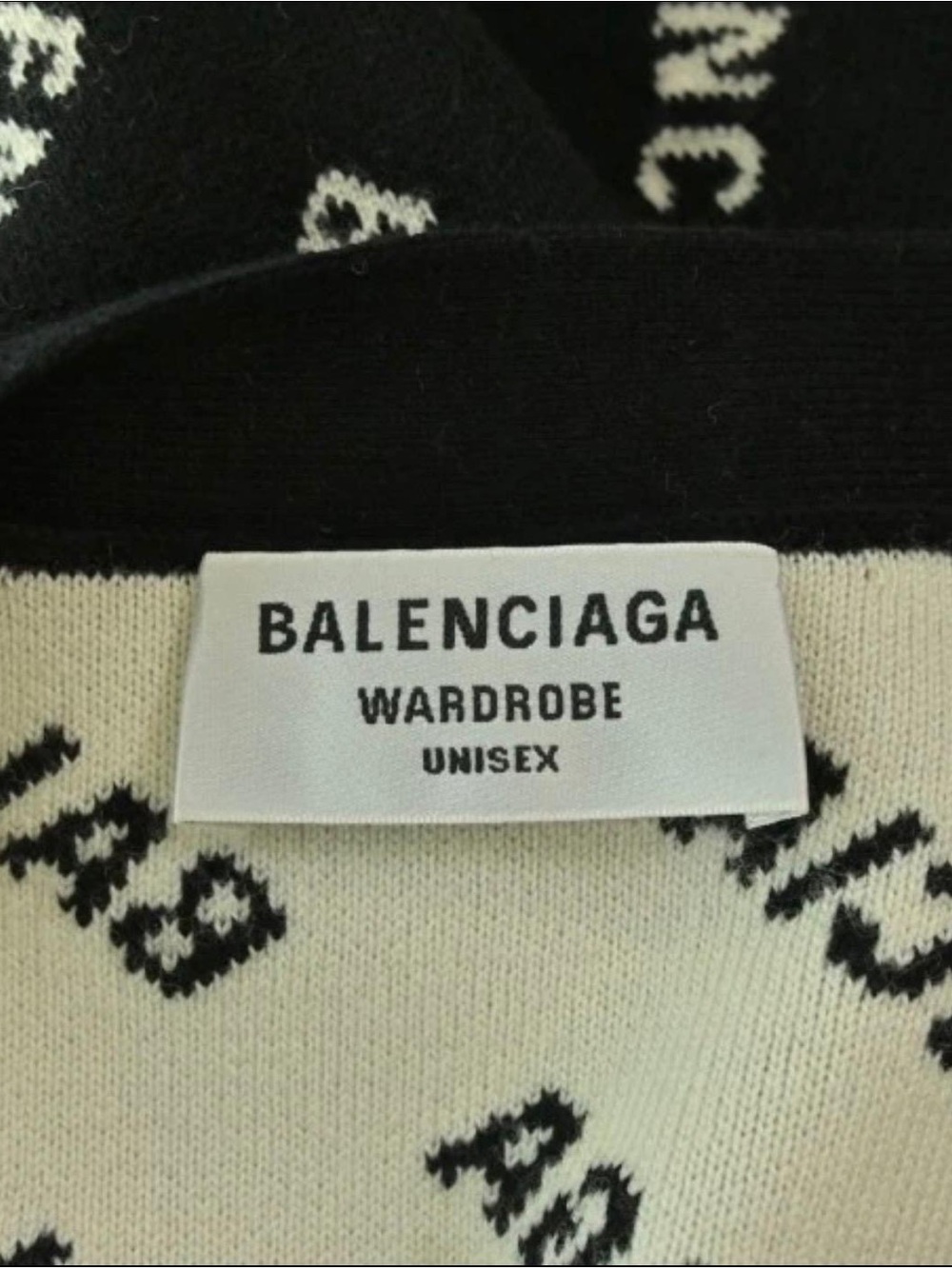 Balenciaga Black & Cream All-Over Logo Cardigan Prod no -2200693211020r20260607 - Picture 3 of 8